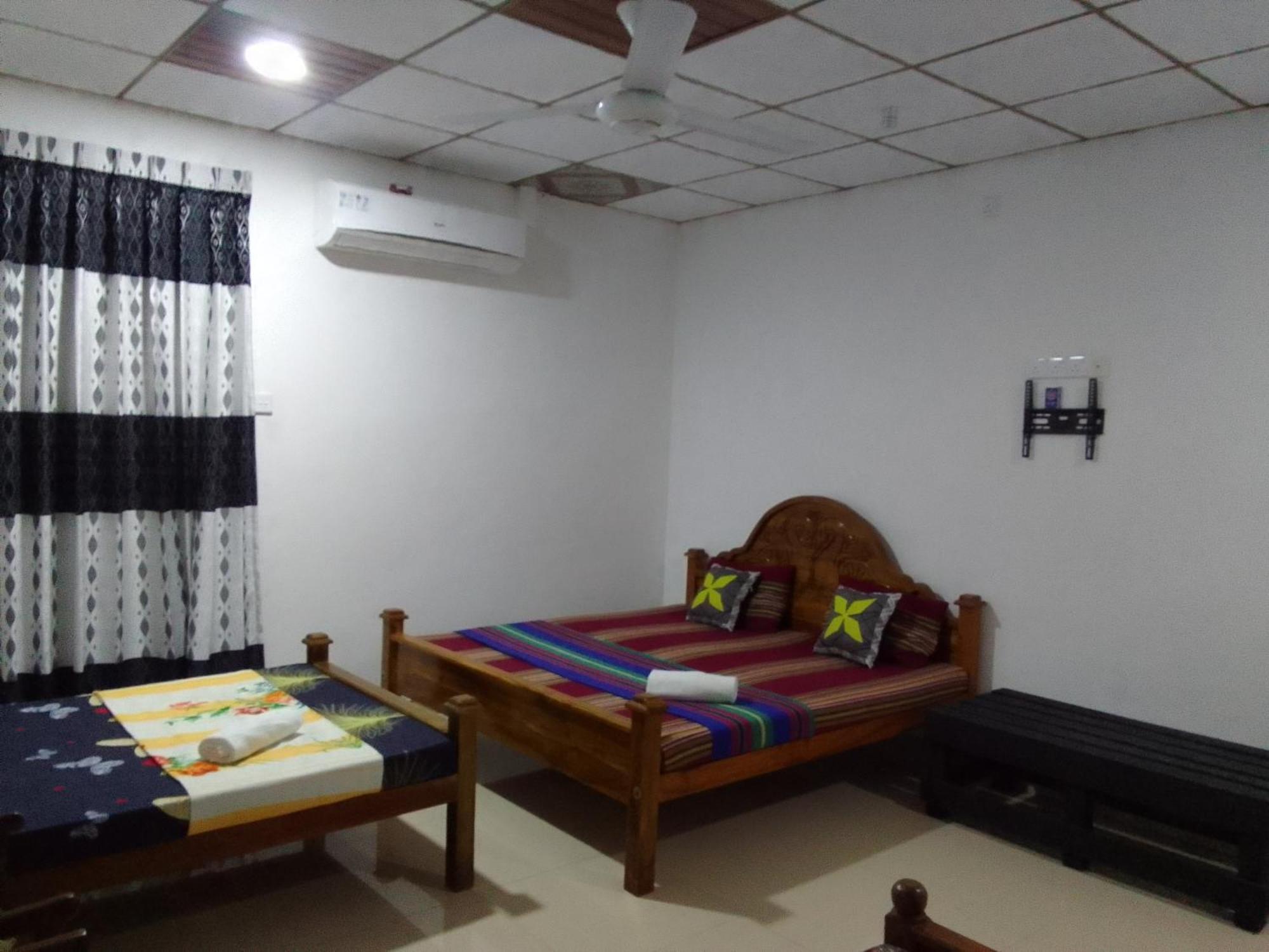 Wilpattu Buma Homestay Pahala Maragahawewa Bagian luar foto